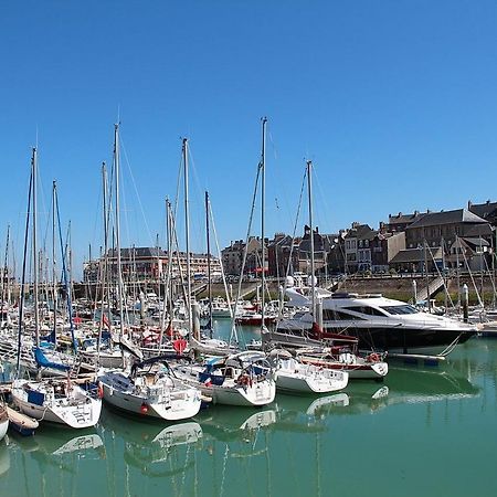 Appartement Meuble En Plein Coeur De St Valery En Caux Saint-Valery-en-Caux Luaran gambar